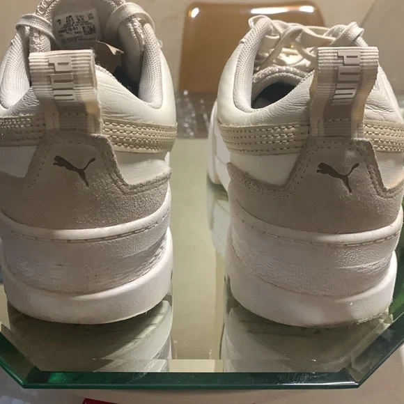 PUMA Mayze Leather Platform sneakers/shoes - Picture 4 of 12